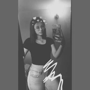 Meet your Posher, Selene